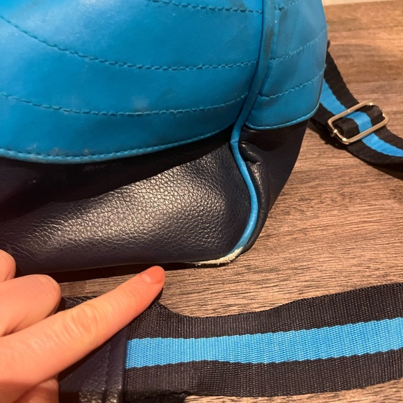 Vintage Lululemon Duffel Bag - Picture 4 of 6